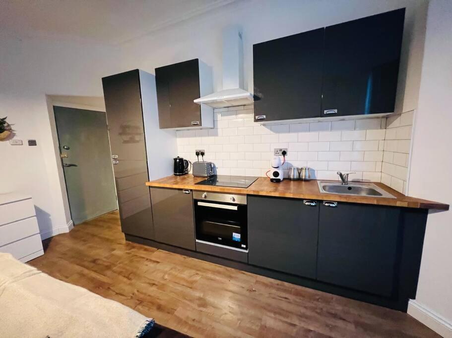 Beautiful Space Stylish And Modern! Perfect Location Blackpool Kültér fotó