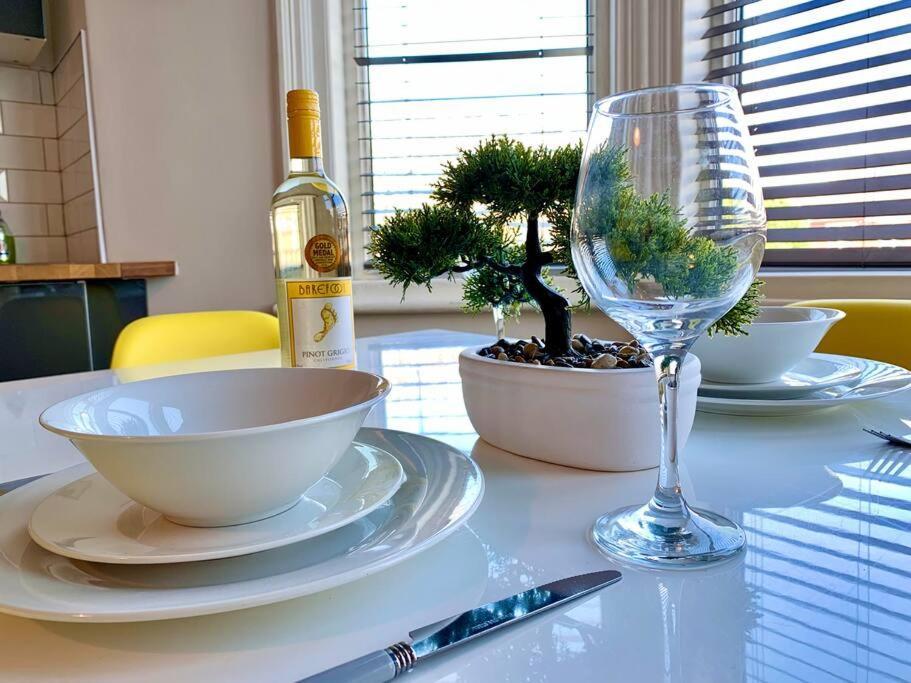 Beautiful Space Stylish And Modern! Perfect Location Blackpool Kültér fotó